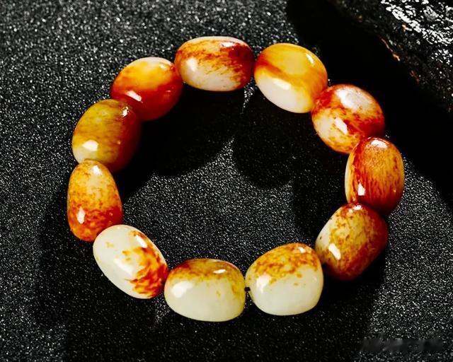 一文不值的垃圾玉种！九种不如不买的和田玉“砖头料”！