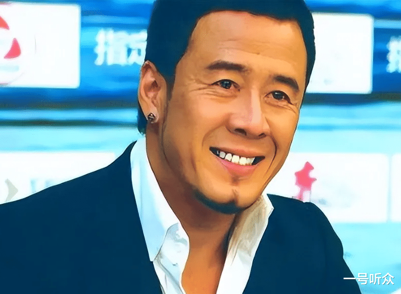 终究还是栽了更头，52岁的杨坤，是如何为他的“不可一世”付出代价的