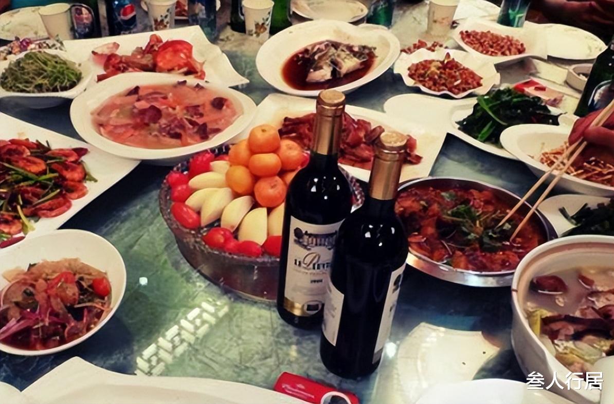 餐厅服务员“爆料”：下馆子吃饭，有4样菜别点，老板自己都不吃