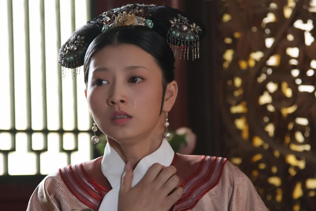 《甄嬛传》:眉庄假孕,为什么她的家人没有受到牵连,而甄嬛和华妃则家族幻灭?
