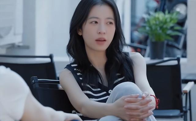 一档综艺，成了周雨彤的“照妖镜”，张新成的话含金量还在上升！