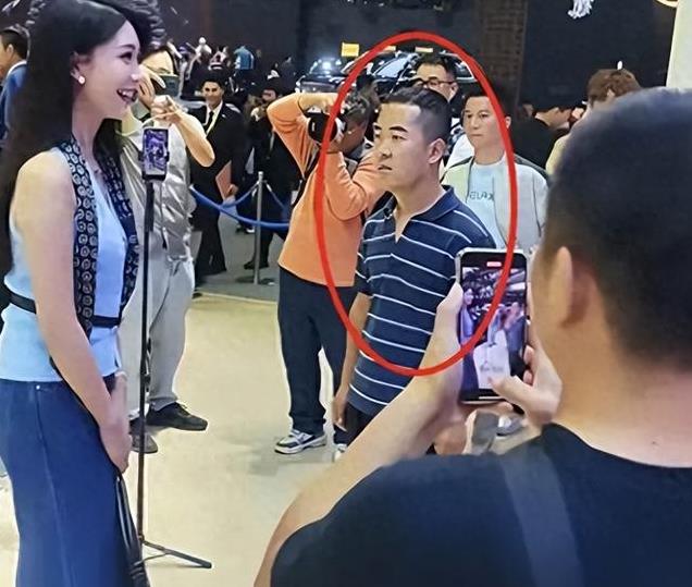 “条纹哥”账号被封，彻底凉凉！靠低俗来获取流量的方式不可取