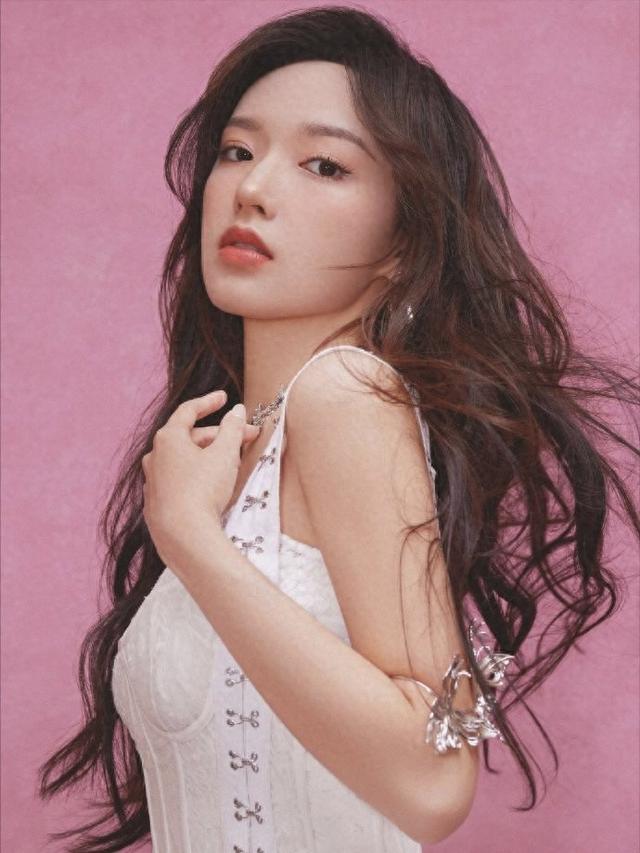 程潇，又美又辣