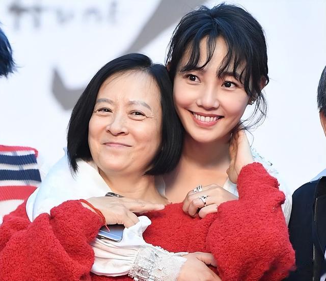 身价过百亿,坐拥北京一条街,出门私人飞机,京圈内的富婆都有谁