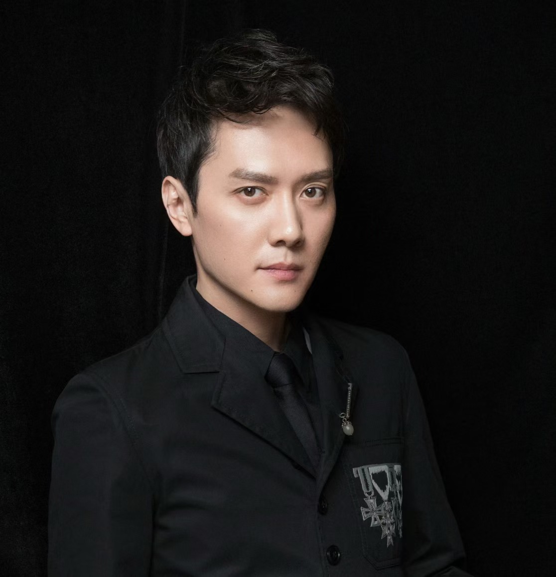 新谍战剧《醒来》首曝!演员阵容强大,金牌主创操刀,值得期待