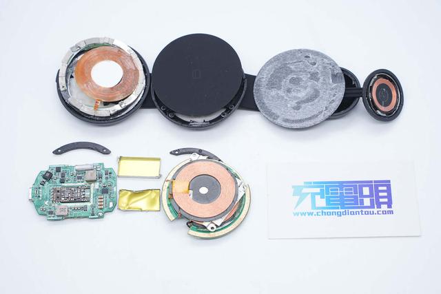 苹果全家桶同时充,折叠还便携,安克25W Qi2三合一无线充电器拆解