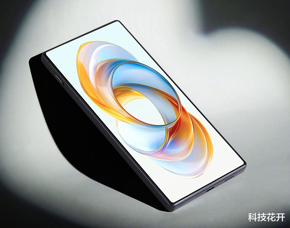 去年最漂亮的国产手机，又杀回来了，24GB+1TB，价格有点狠