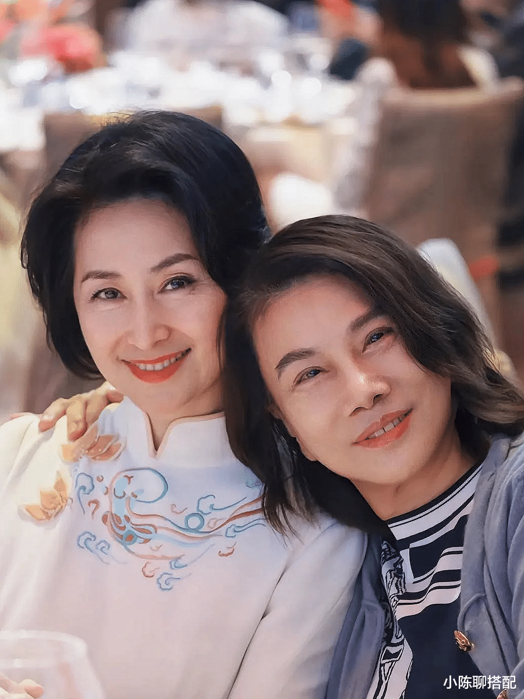 女人上了年纪,为什么劝你不要“留头帘”?看宗馥莉就知道