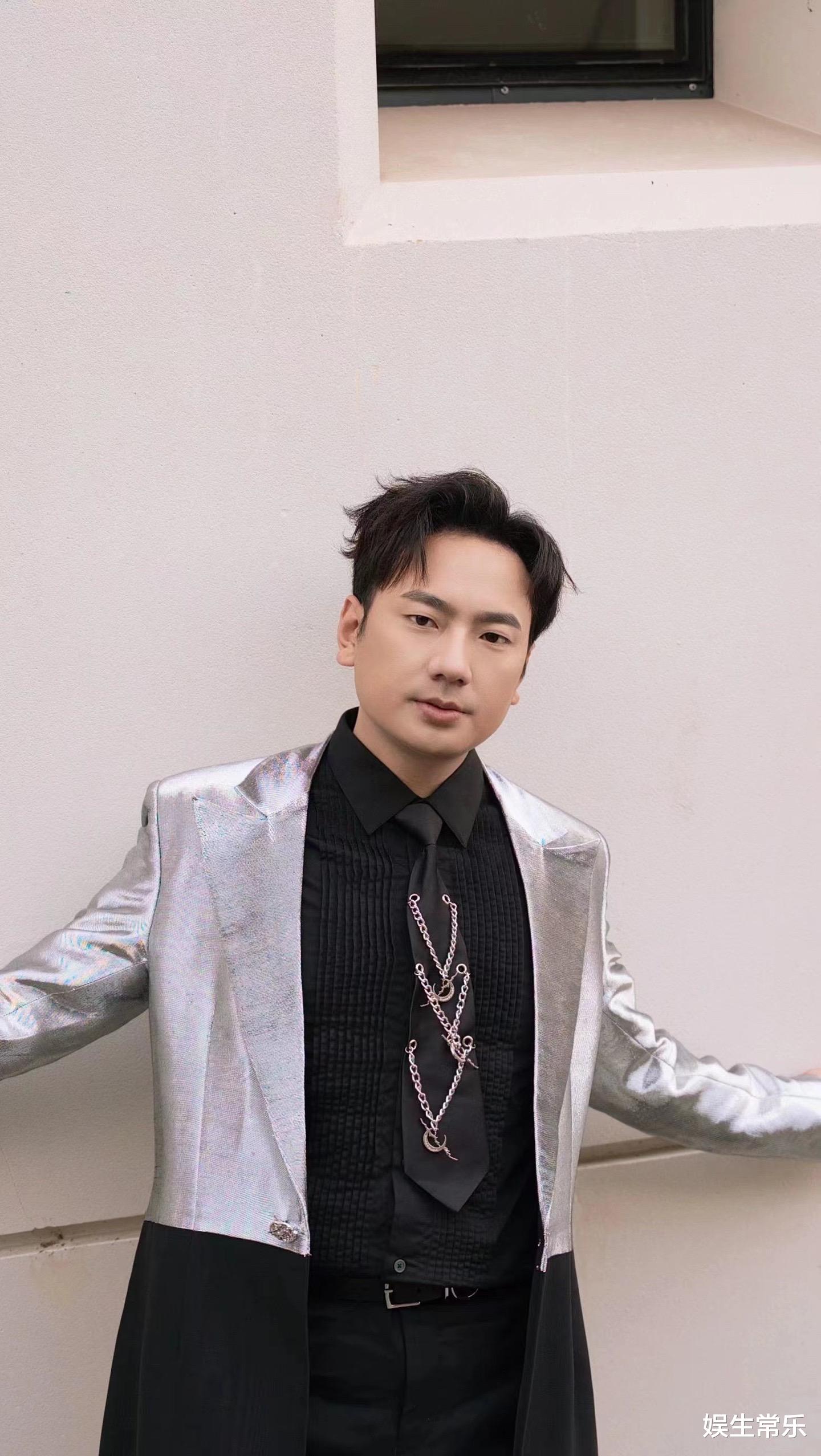 海來(lái)阿木|草根歌手海來(lái)阿木早年喪女喪妻，終登春晚！感人細(xì)節(jié)曝光！