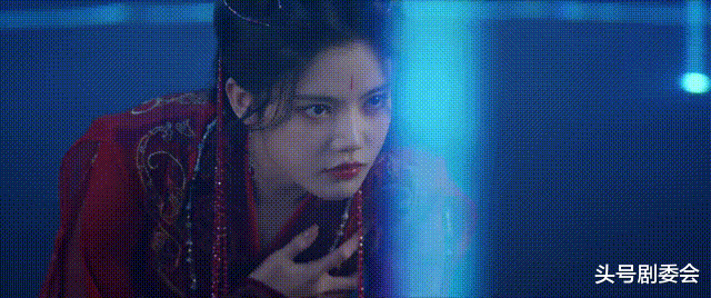 仅仅播4集,冲上榜单第一,2025第一部古偶大剧开播就炸了