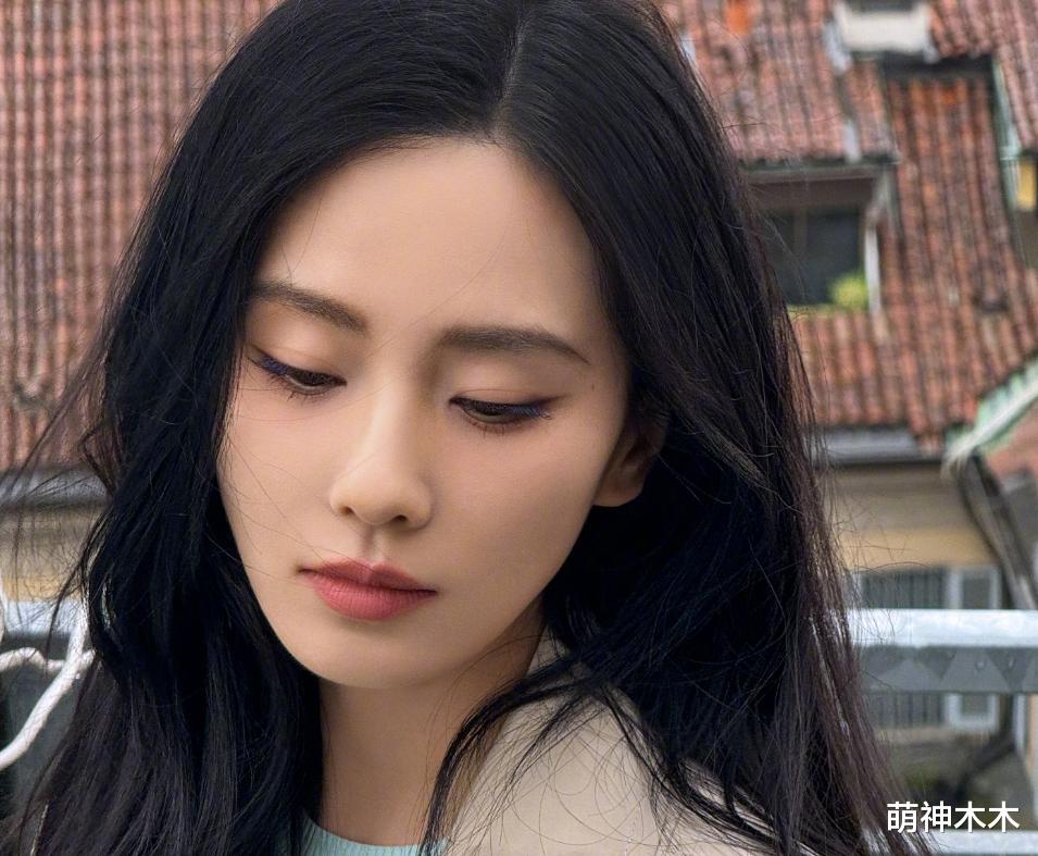 过完年，内娱明星又变样，刘诗诗歪嘴杨紫成熟，图揭颜值变迁史