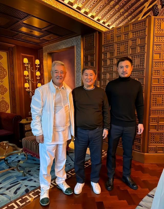 原来安守书和杨树林都不是真团长，辽宁民间艺术团历届团长都有谁