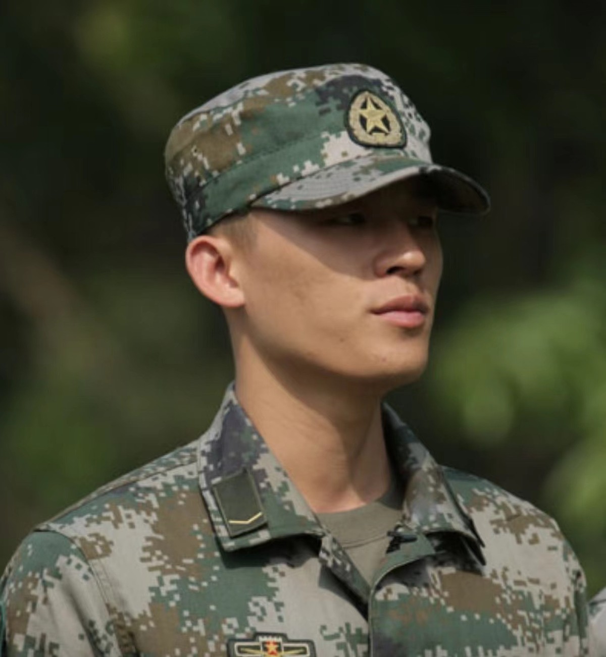 李幼斌出山,侯勇入局,刘奕君回归,这部40集军旅大剧要爆了