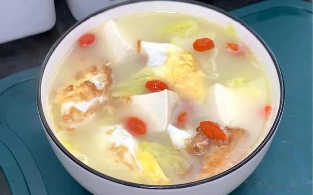 端午将至,8道“吉祥菜”别忘端上桌,荤素搭配,美味又充满希望