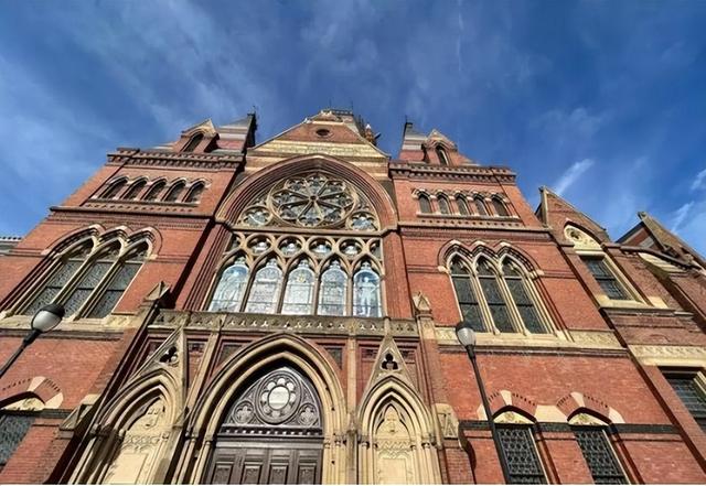 “全网公敌”许可馨,回国后叫嚣无人敢动她,如今去藤校读博