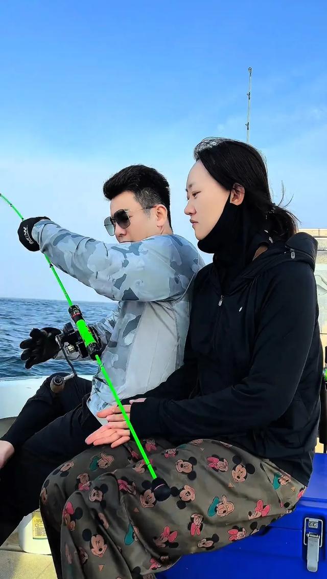 谁说直播不挣钱?看看网红们半个月收入吧,阿哲只能勉强排第三!