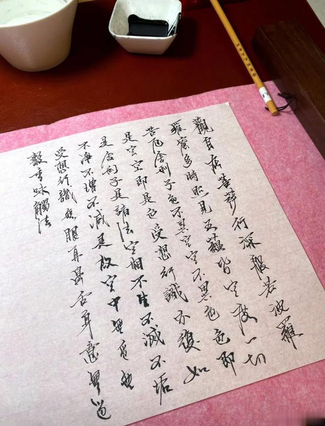 “出轨门”12年后，潘粤明低调再婚：不装了，翻篇了