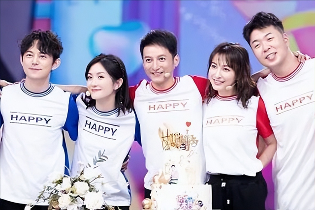 快乐大本营|《快乐大本营》5位主持人现状：差距早已拉大，红不红是有原因的