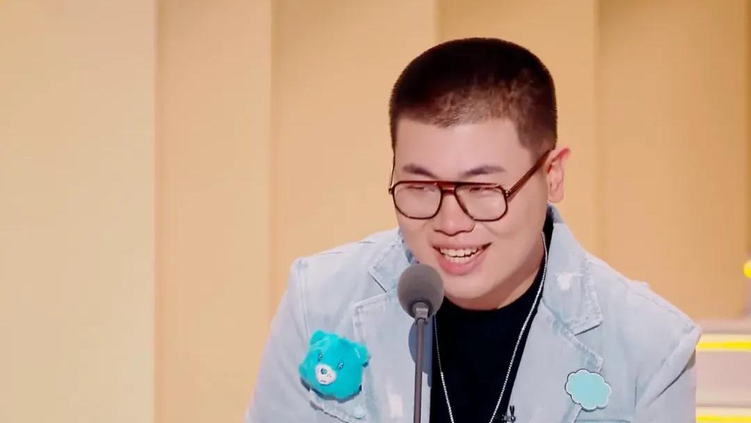 《喜人奇妙夜》迎来总决赛和颁奖礼，感谢这个夏天有喜人和他们的作品相伴