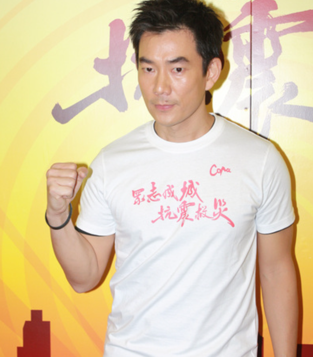 男子海边一分钟连救两人后称:要谢就谢任贤齐!任贤齐暖心回应