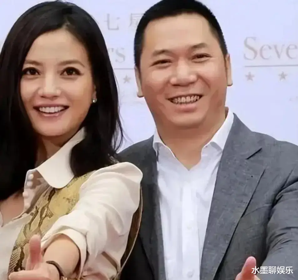 赵薇疑似重归公众视野,作品解封引关注