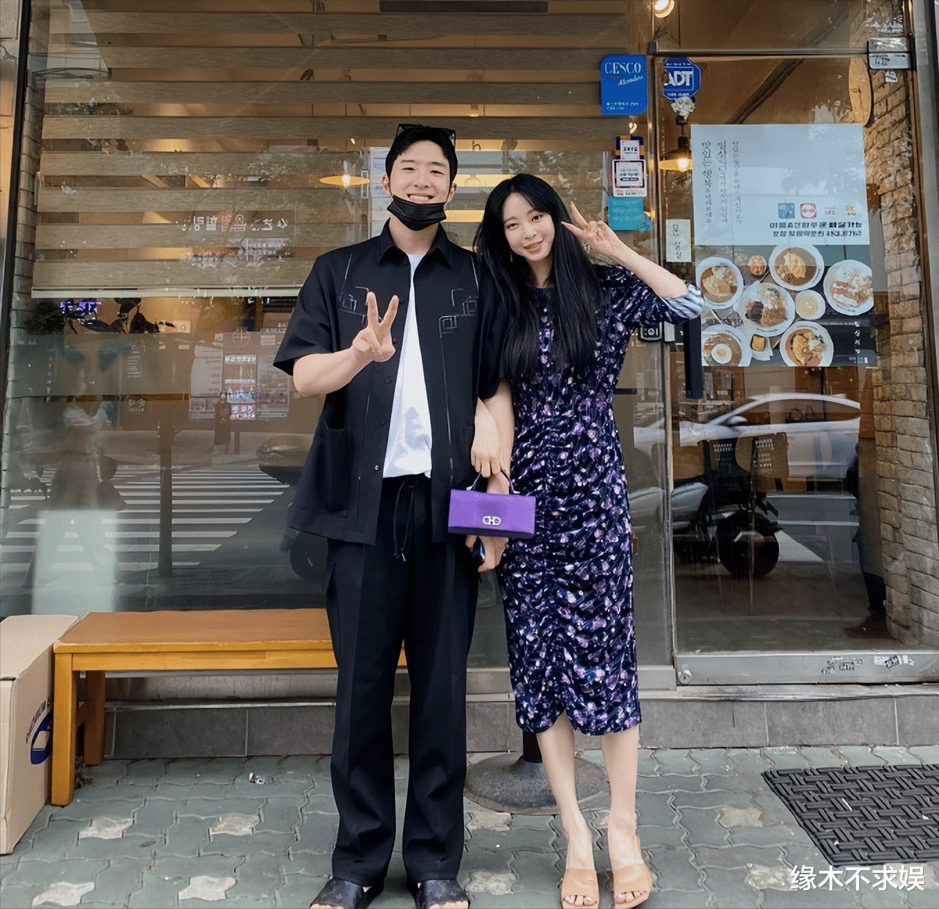 42岁韩艺瑟官宣领证结婚!老公小10岁当过牛郎,下嫁原因疑曝光!