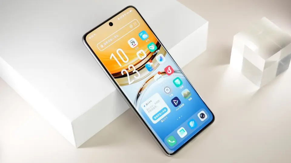 首销日销量翻5倍，6500mAh+等深微曲屏，如今双十一跌至1306元