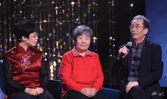 百家讲坛|《百家讲坛》文化明星现状：有人被抵制，有人去世，2人至今红火