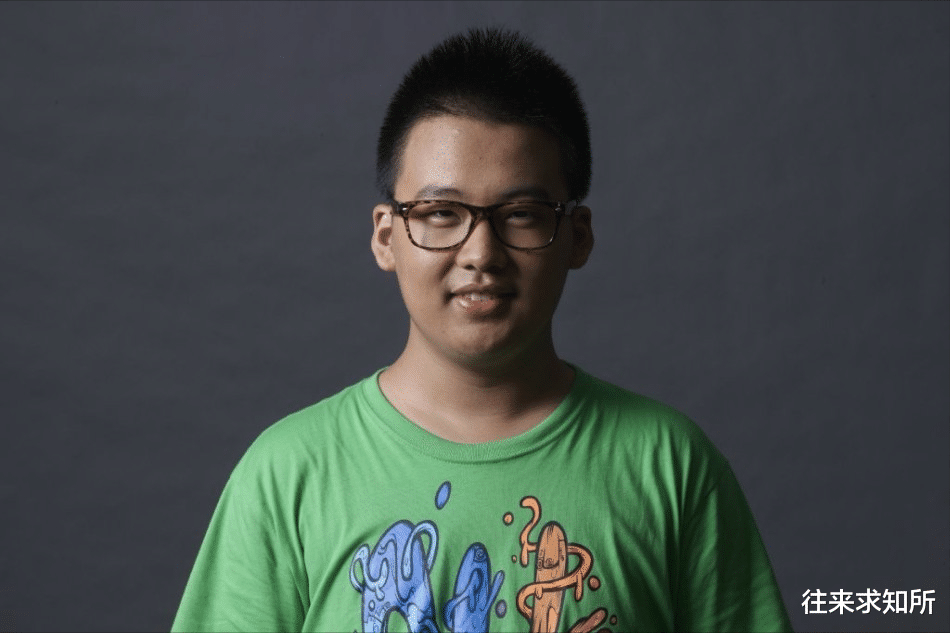 郭麒麟从德云社离开后,与亲妈一起生活,世上还是只有妈妈好