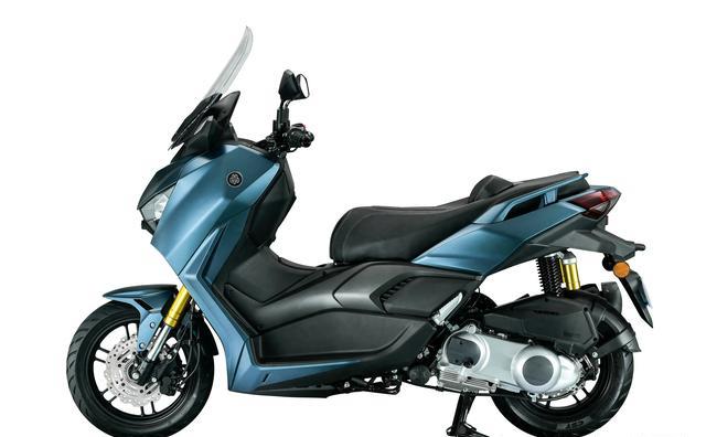 小众但实用！这款150 ADV踏板自带三箱，堪称踏板摩旅神器