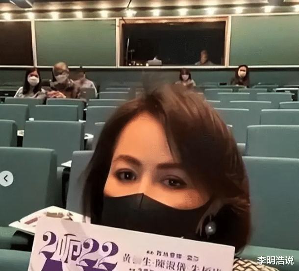 这一次，刘德华、向华强夫妇公开表明立场，将刘嘉玲底裤扒光