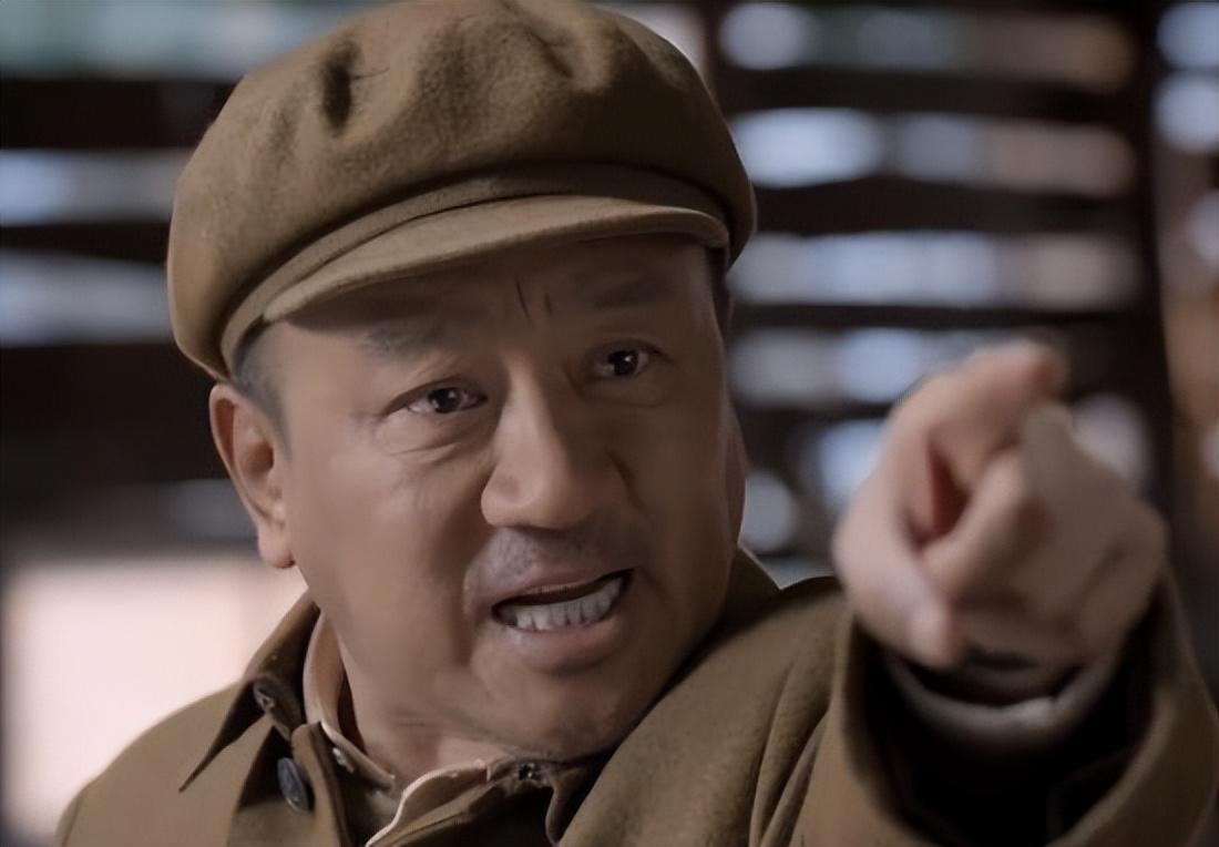 丁勇岱: 对赵雪华一见钟情，相爱37年零绯闻，如今儿子成唯一心病