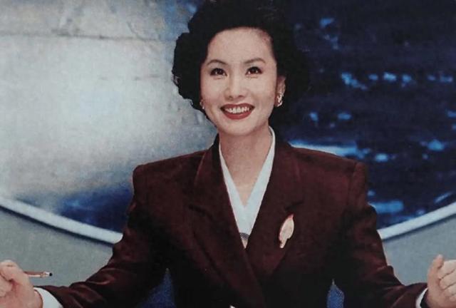 主持人徐俐：再婚嫁记者，儿子在结婚证上的留言，让她流泪反思