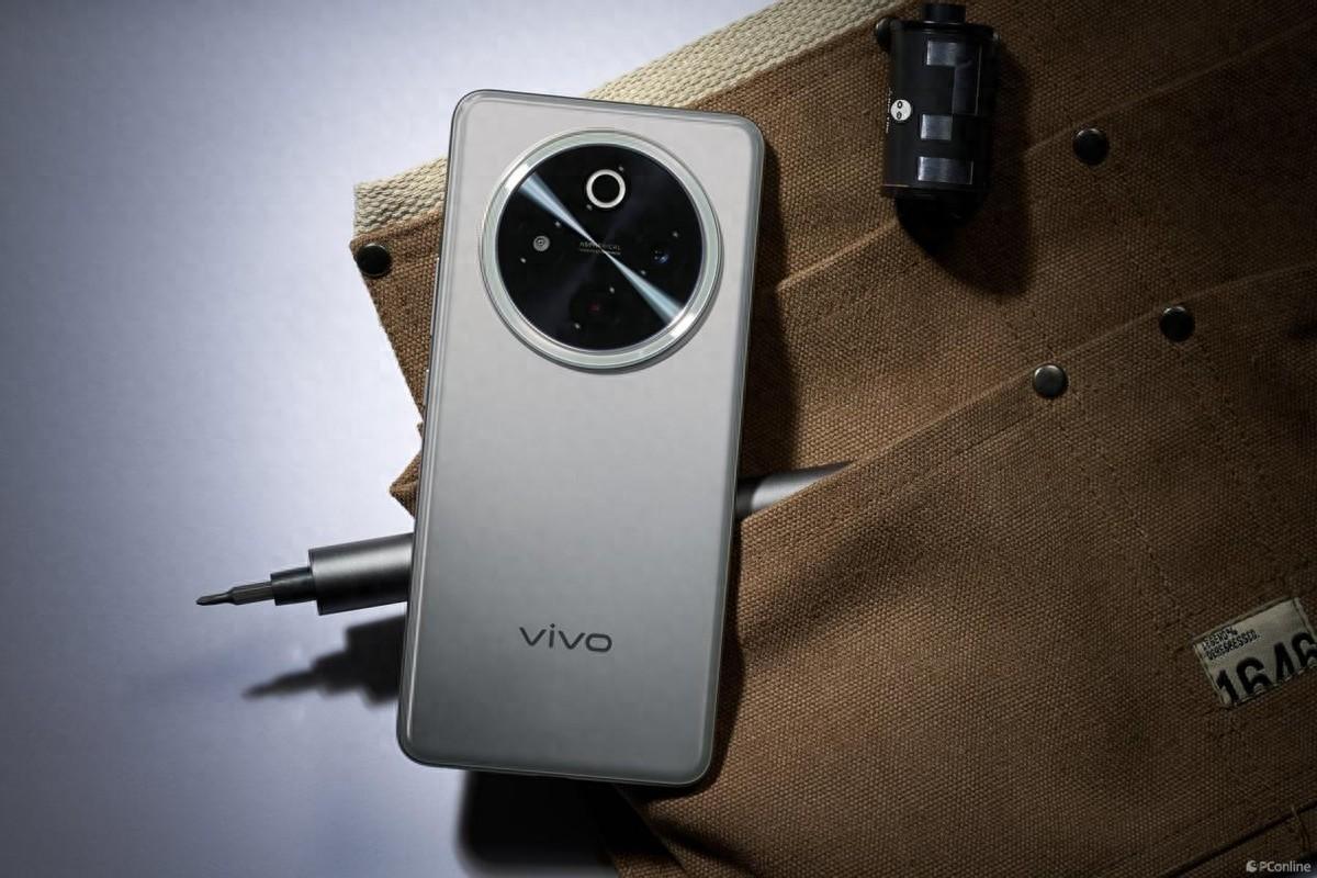 不开玩笑!外卖员、闪送员选这款手机挺合适:关键续航很猛!