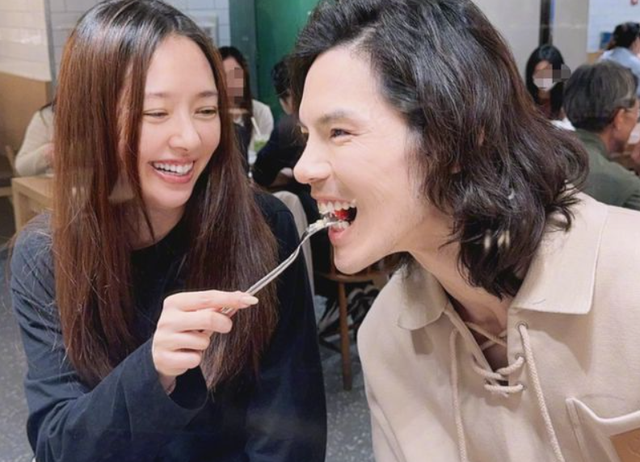 郭碧婷不再隐瞒！揭穿与向佐婚姻真相，不离婚并非财产而是因为他