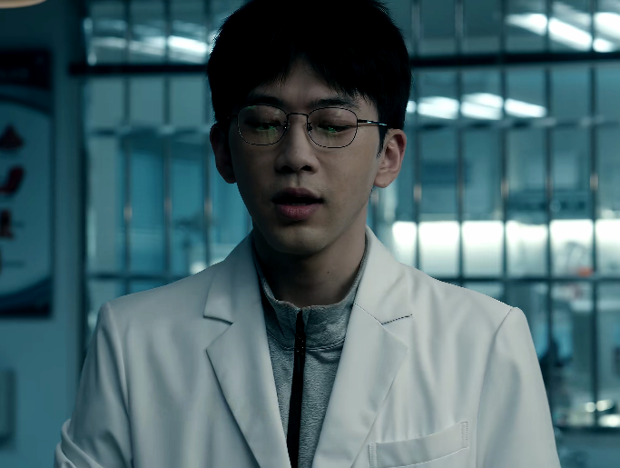 对不起,我弃剧了!《白夜追凶2》潘粤明都带不动这个“拖油瓶”