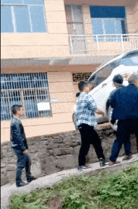 59岁香港最惨美男:帅到窒息却被雪藏,结三次婚又两度丧子