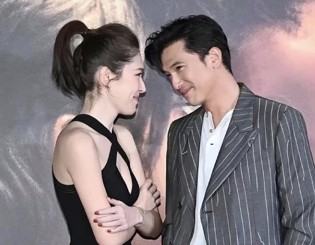 许玮甯透露正在积极备孕,可能会在秋天举行婚礼,领证已两年多