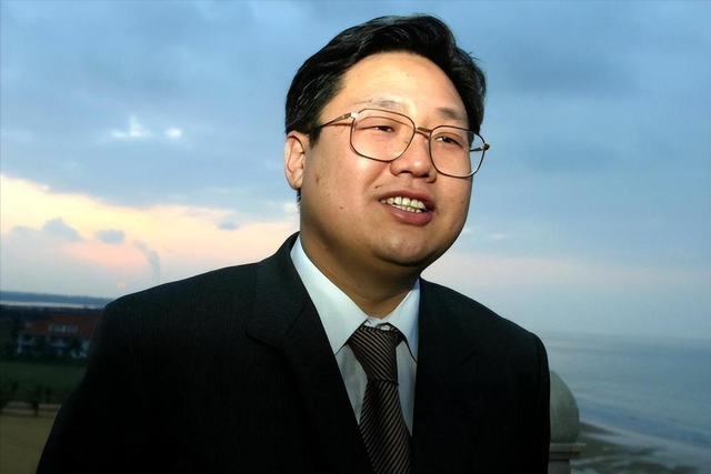 倒追陆毅4年,情断王志文,嫁富豪老公成寡妇,拿130亿笑着活下去