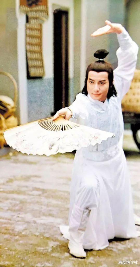 76岁香港男星自爆听力受损只剩六成!曾患怪病幸得郑少秋相救