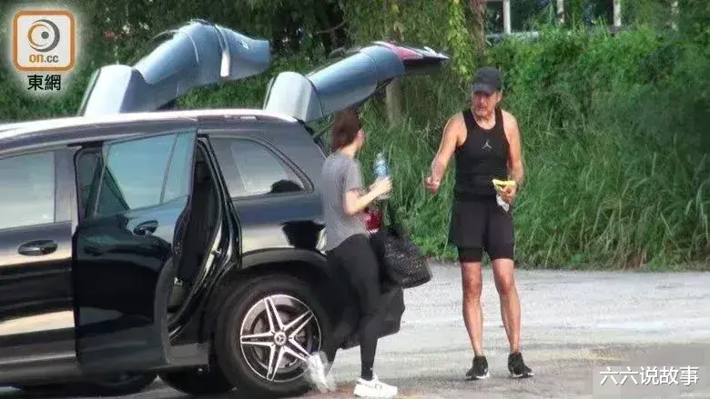 还得是港煤!标题从不让人失望!网友评论区比港煤更离谱!笑死