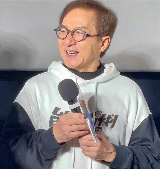 美国山火让中国富豪损失惨重，结果无人敢吱声，几点分析曝光原因