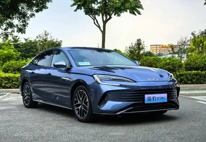 13万级爆款！比亚迪海豹07续航2000km，长近5米，真香定律又来了