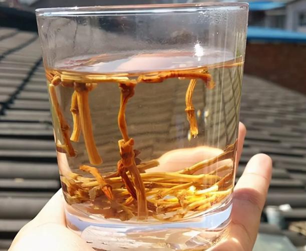 4种香烟已被拉入“黑名单”，您还在抽吗？老烟民们请务必关注