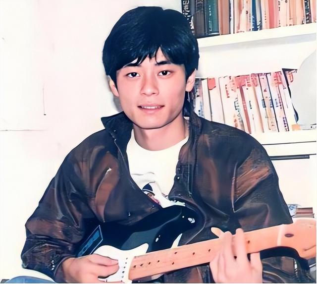 谢霆锋终于不再背锅,王杰“毒哑之谜”被曝光,换作谁都无法承受