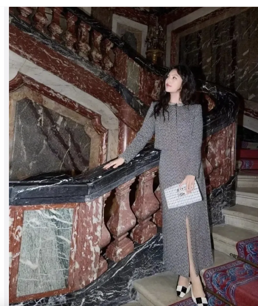 李湘和辛芷蕾同台：李湘“壮”到不敢认，15岁王诗龄暴露真实状态