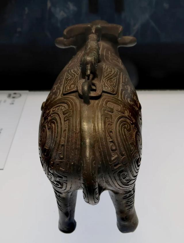 一天一件文物：西周中期牛尊