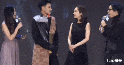 看着单纯无害,实际绯闻不断的4位女星,个个都是“撩汉高手”