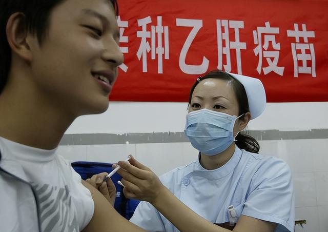 中国的乙肝人数高达9000万，医生忠告，想长寿，早上请坚持五不要