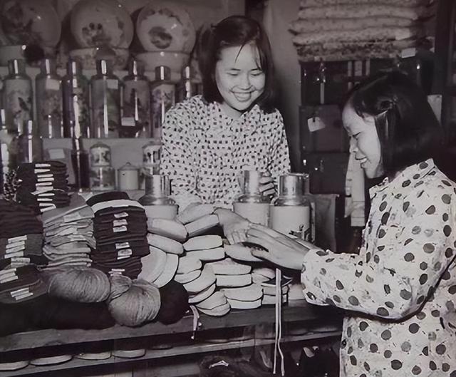 70年代的“铁饭碗”，当初给个县长都不换，如今却沦为底层工作